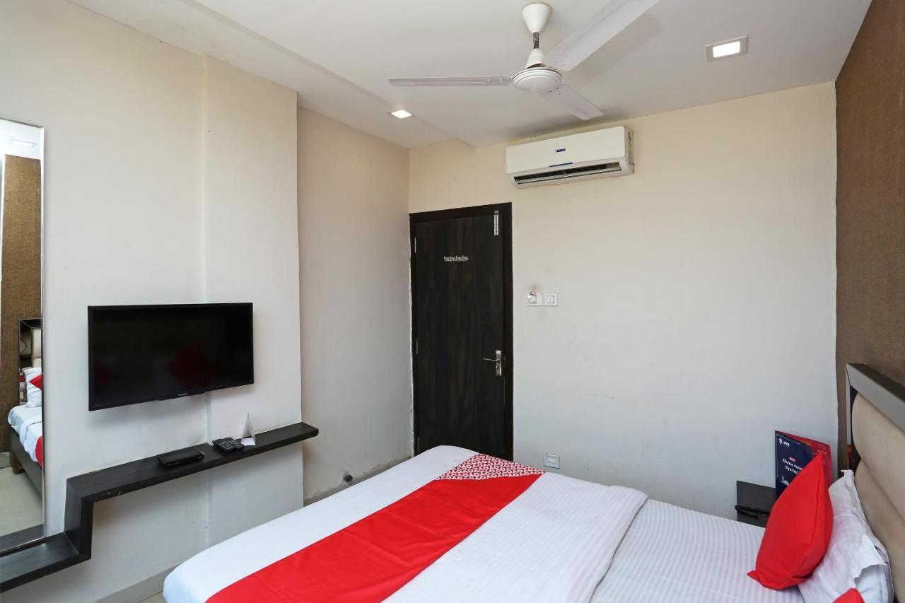 Oyo 6325 Hotel Kiran Rāipur 外观 照片