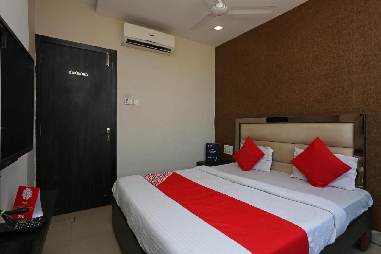 Oyo 6325 Hotel Kiran Rāipur 外观 照片