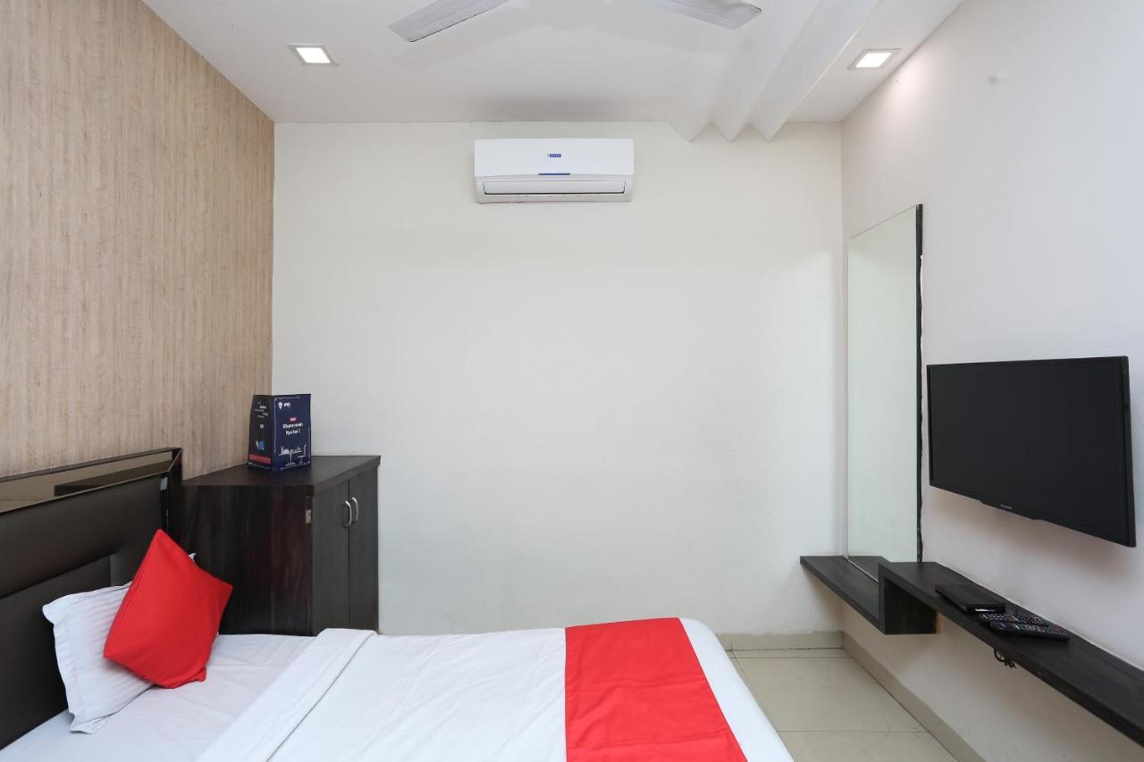 Oyo 6325 Hotel Kiran Rāipur 外观 照片